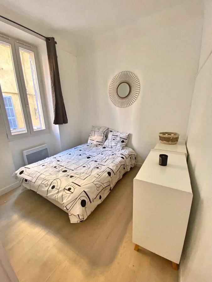 Appartements Cosy Au Centre De La Seyne-Sur-Mer Ngoại thất bức ảnh